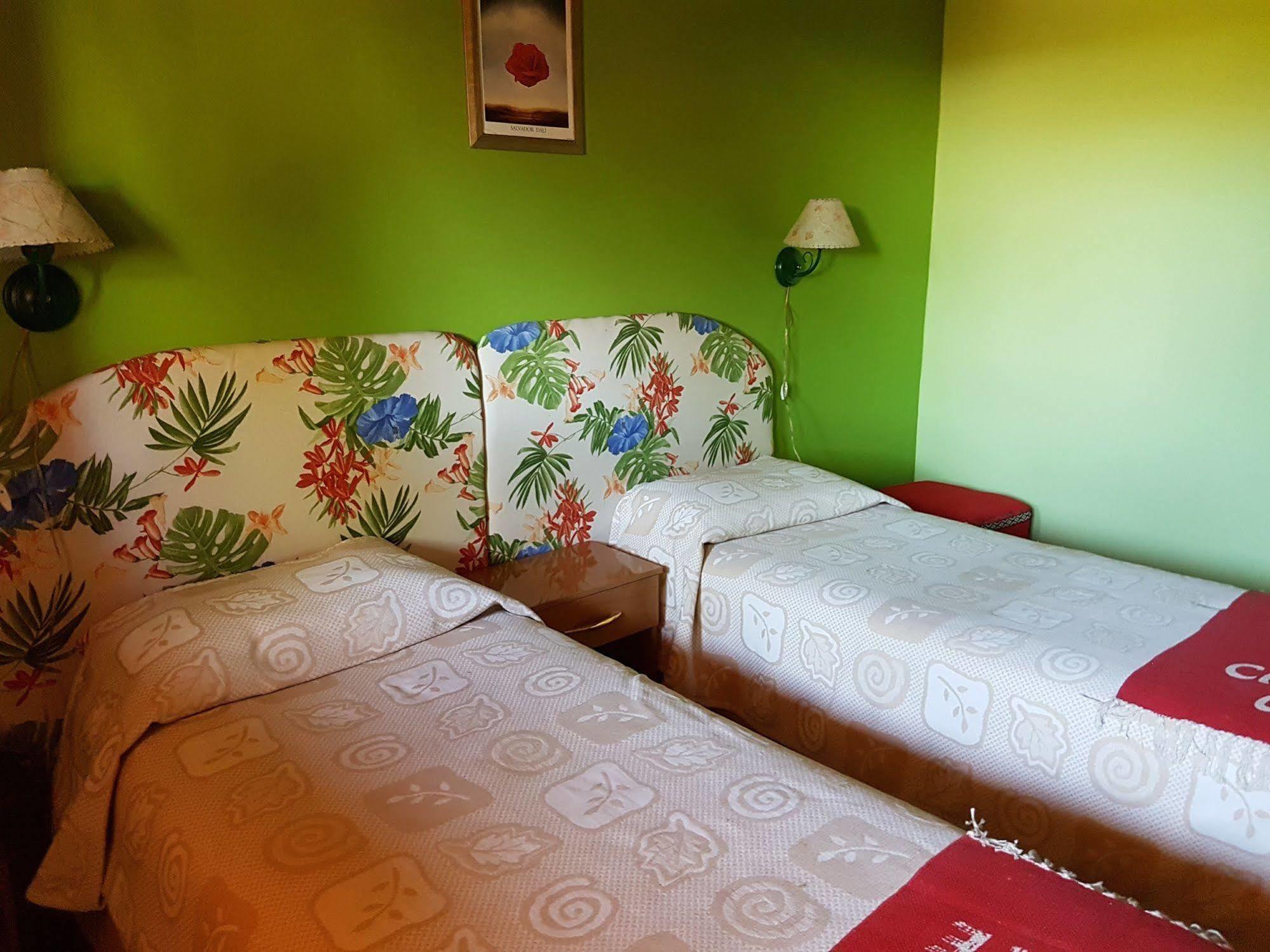 Cabanas Normana Inn El Calafate Eksteriør billede